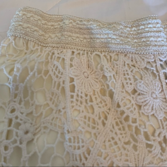 Crochet cream boho shorts size L with cream lining elastic waist hippie Shorts - Picture 2 of 11